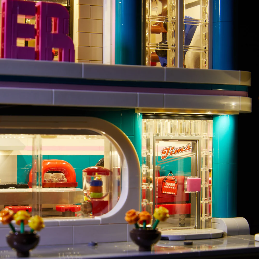 Lighting kit for Downtown Diner